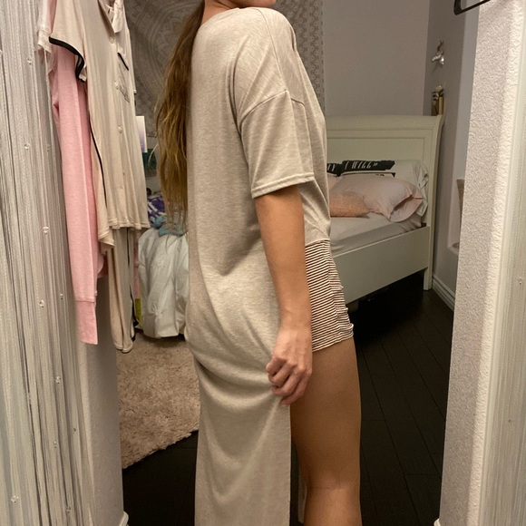 Missguided Oatmeal High-Low Shirt Top 🪐 - Picture 4 of 6